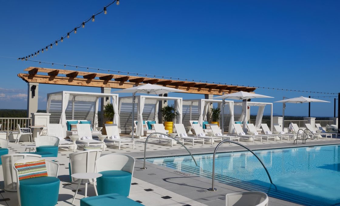 Ara Rooftop Pool & Lounge in Sandestin, Destin