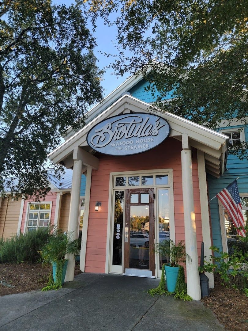 Brotula's Seafood House & Steamer in Destin Harbor, Destin