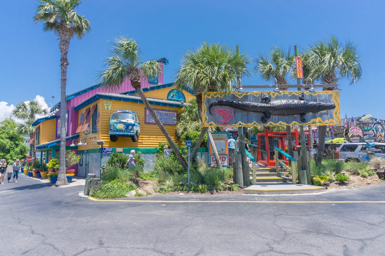 Fudpucker's Beachside Bar & Grill in Mid-Destin, Destin
