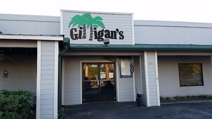 Gilligan's Seafood in Destin Harbor, Destin