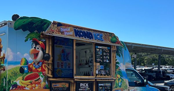 Kona Ice HarborWalk in Destin Harbor, Destin