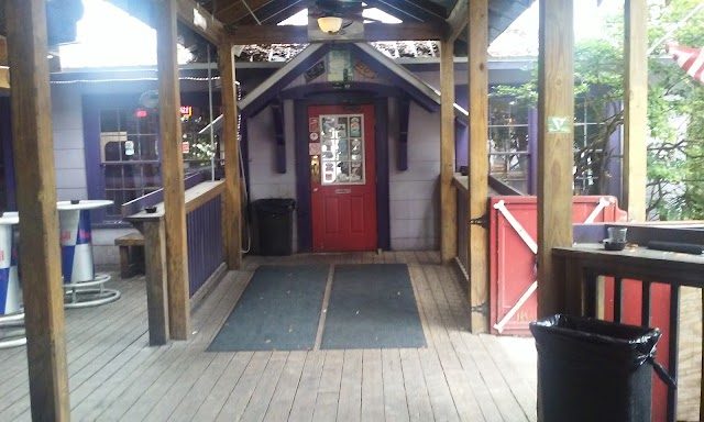 Red Door Saloon in Destin Harbor, Destin