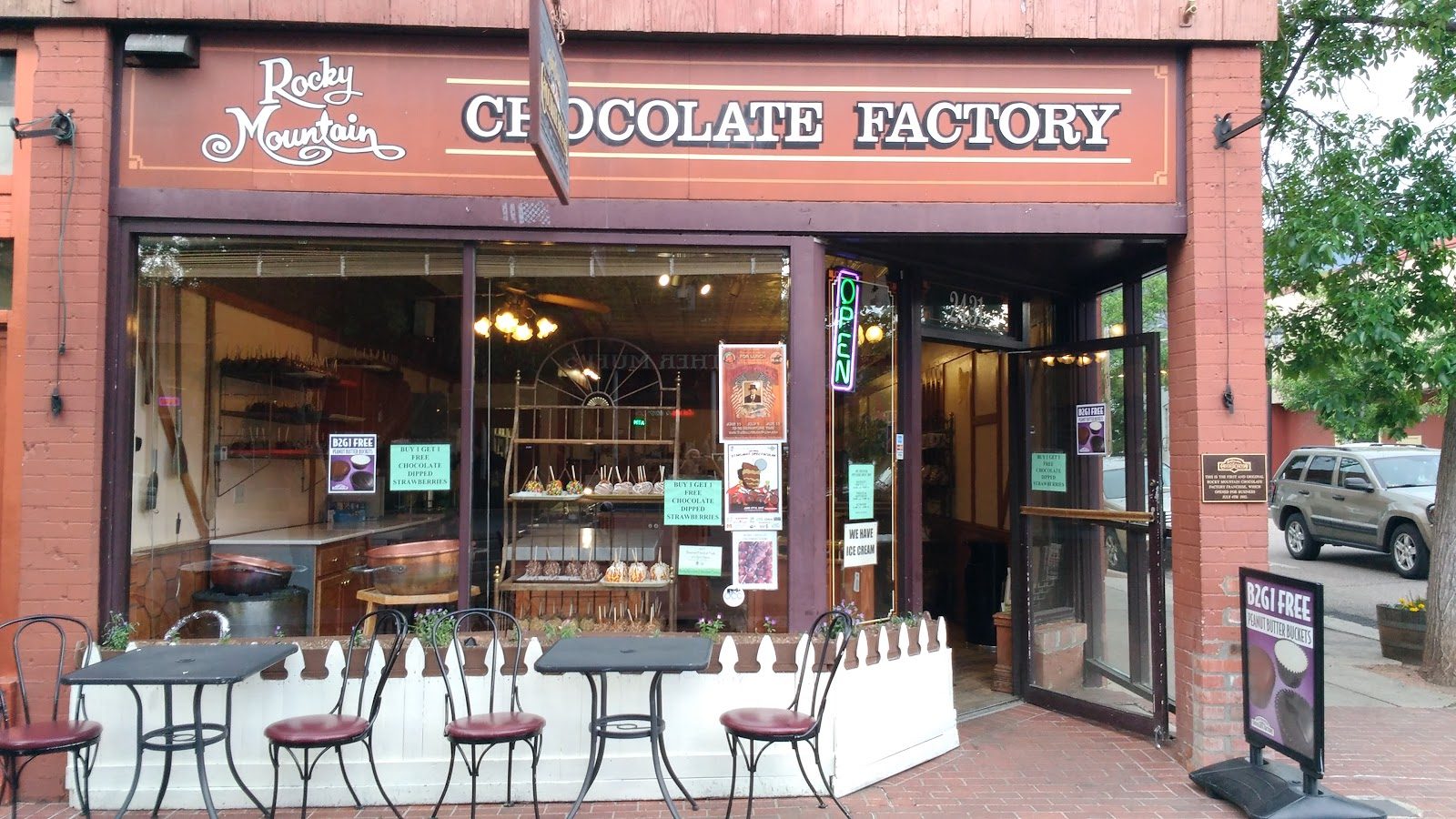 Rocky Mountain Chocolate Factory Silver Sands in Miramar Beach, Destin