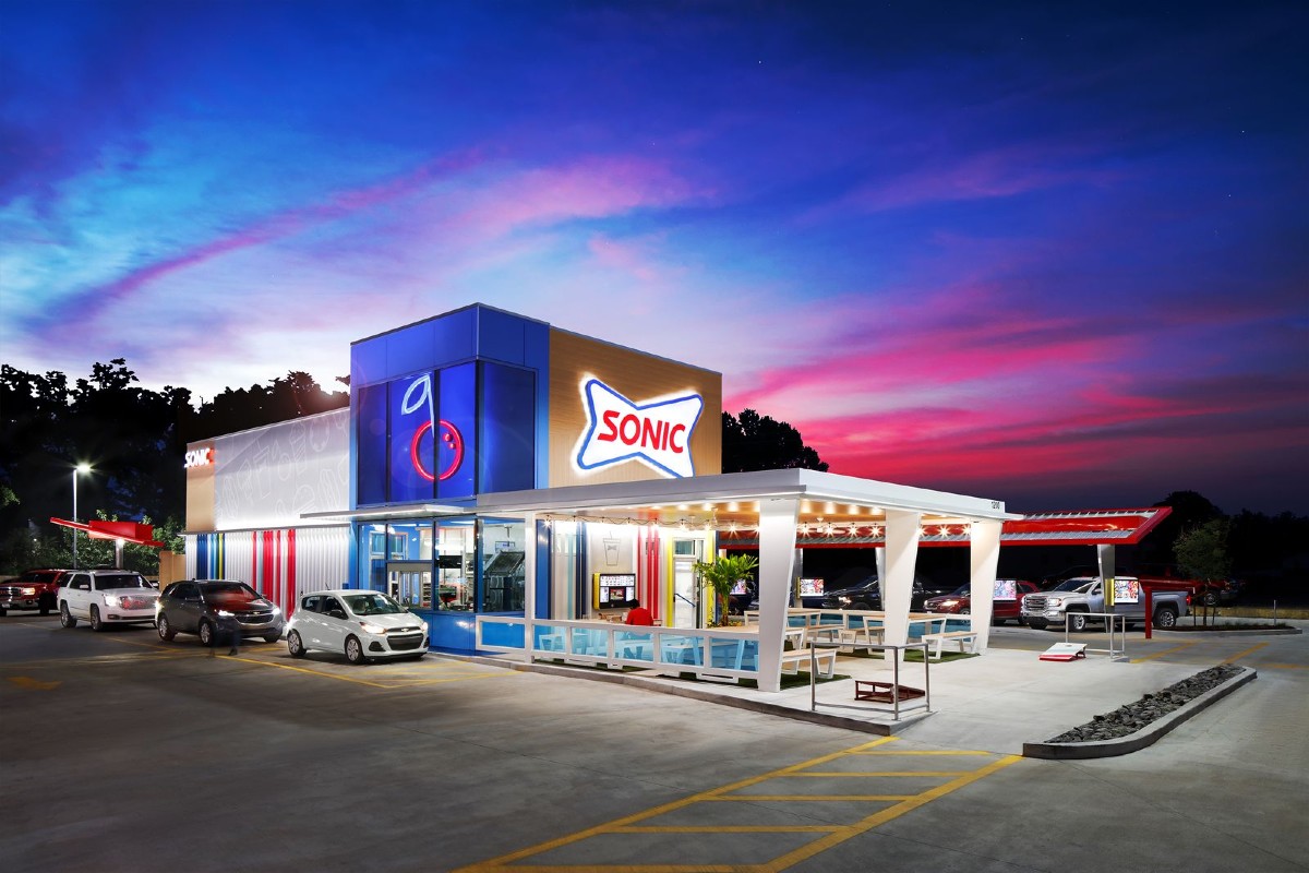 Sonic Destin in Mid-Destin, Destin