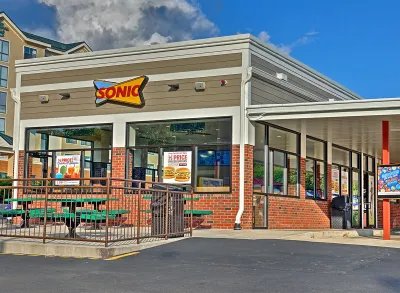 Sonic Destin in Mid-Destin, Destin