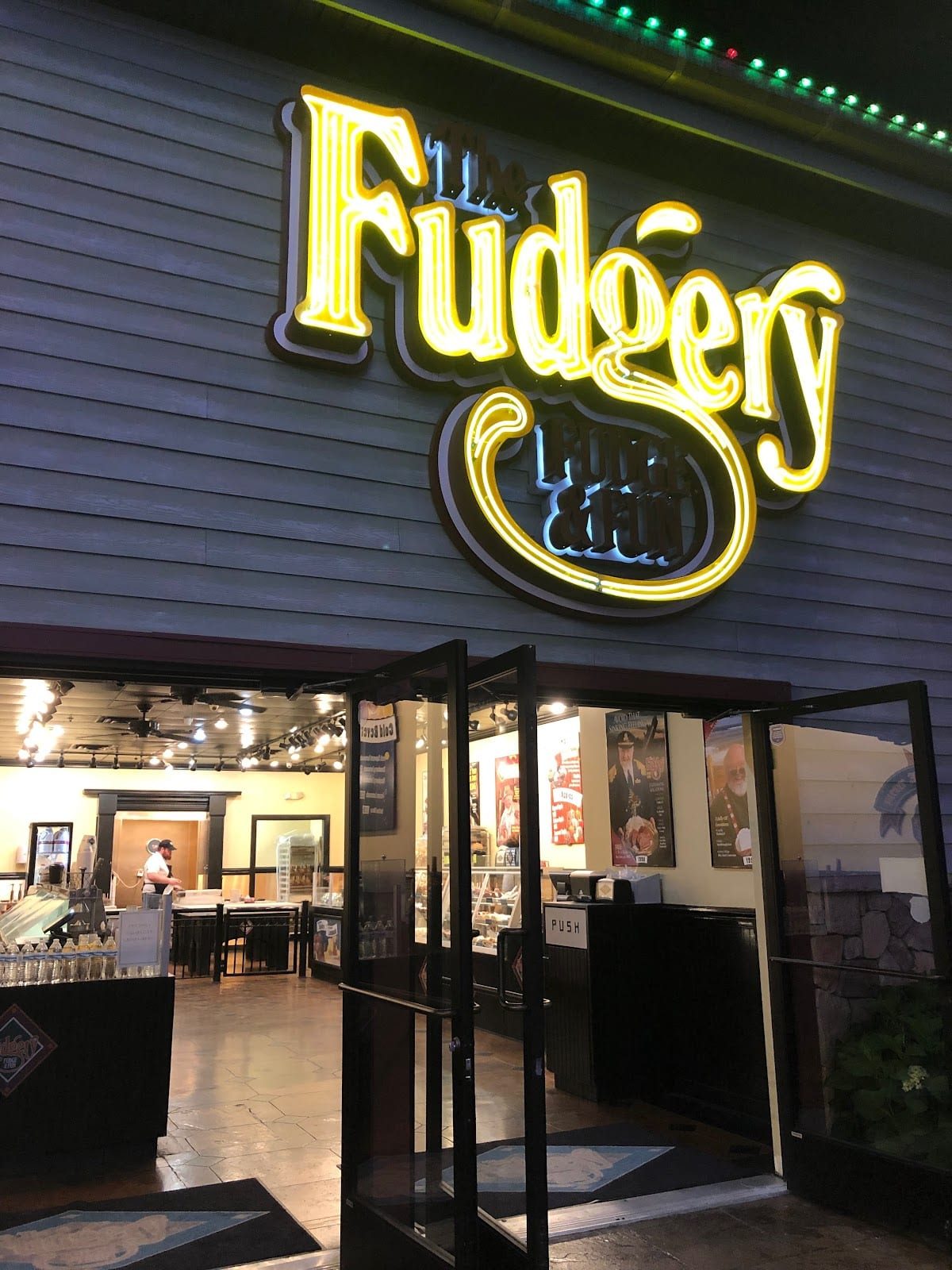 The Fudgery in Destin Harbor, Destin