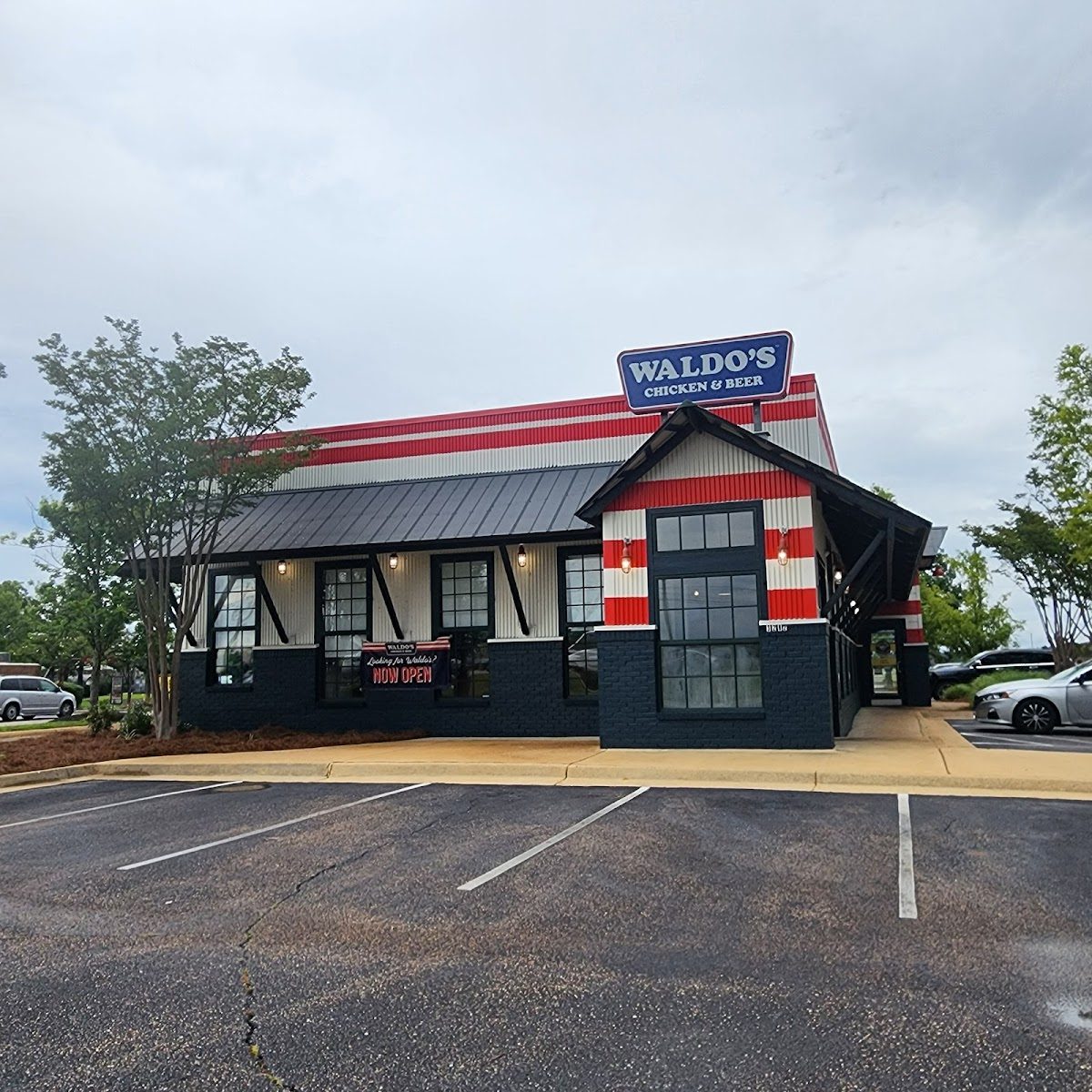 Waldo's Chicken & Beer in Miramar Beach, Destin