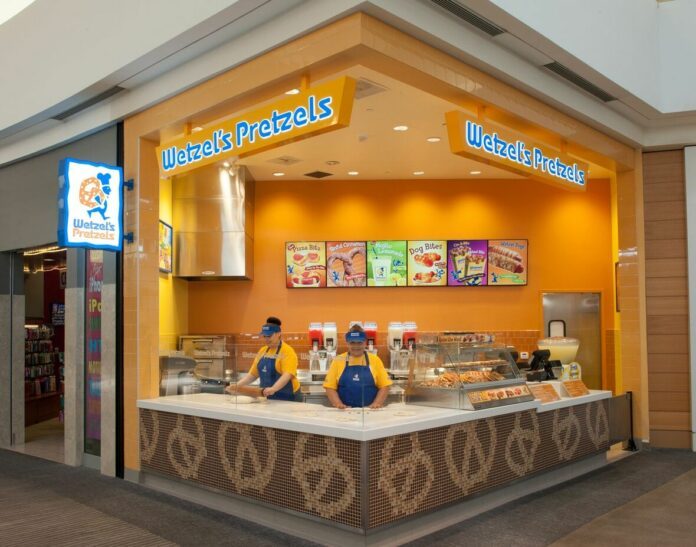 Wetzel's Pretzels in Destin Commons, Destin